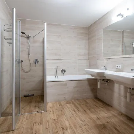 V - Asr 13 * Zell am See